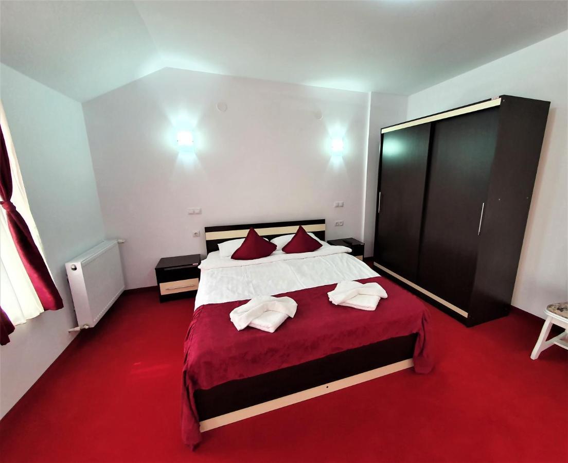 Ari Events Hotell Caseiu Exteriör bild