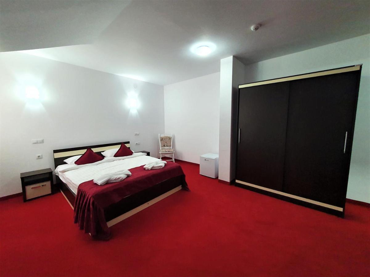 Ari Events Hotell Caseiu Exteriör bild