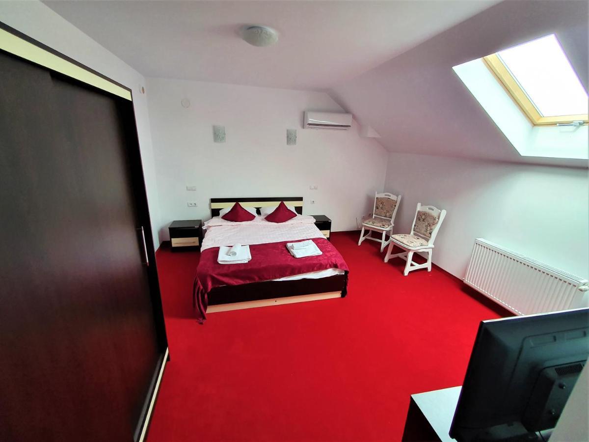 Ari Events Hotell Caseiu Exteriör bild