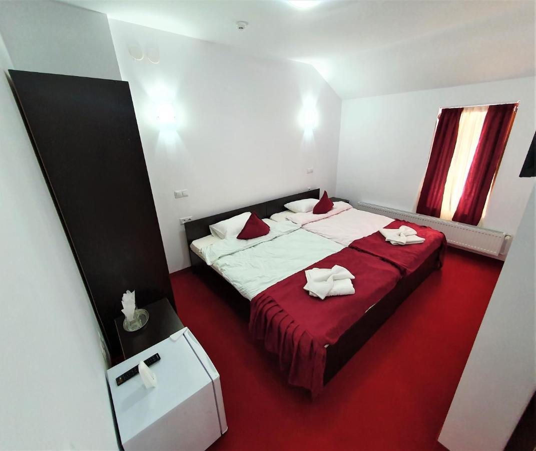 Ari Events Hotell Caseiu Exteriör bild
